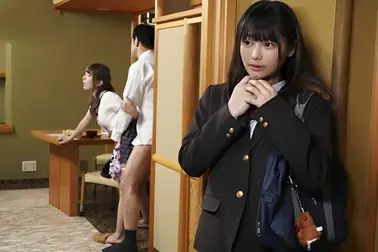 Inses Keluarga Panas Memek Digenjot Ayah dan Anak Bergantian