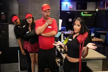 Mike Ox Kontol Gede Ngewe Karyawan di Kamar Mandi Brutal