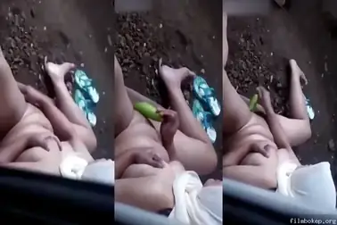 Ngintip Ukhti Jilbab Colmek Memek Basah Sampe Ngences Lendir